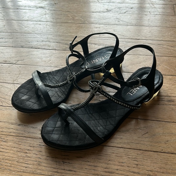 Chanel 2014 Interlocking CC Logo Gladiator Sandals - Picture 1 of 9